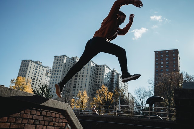 Man practicing the course in a park.